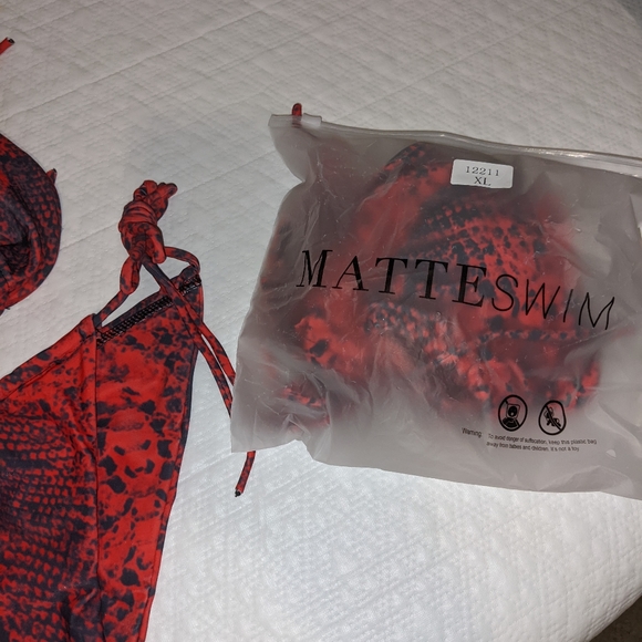 Matte Collection - Picture 2 of 4